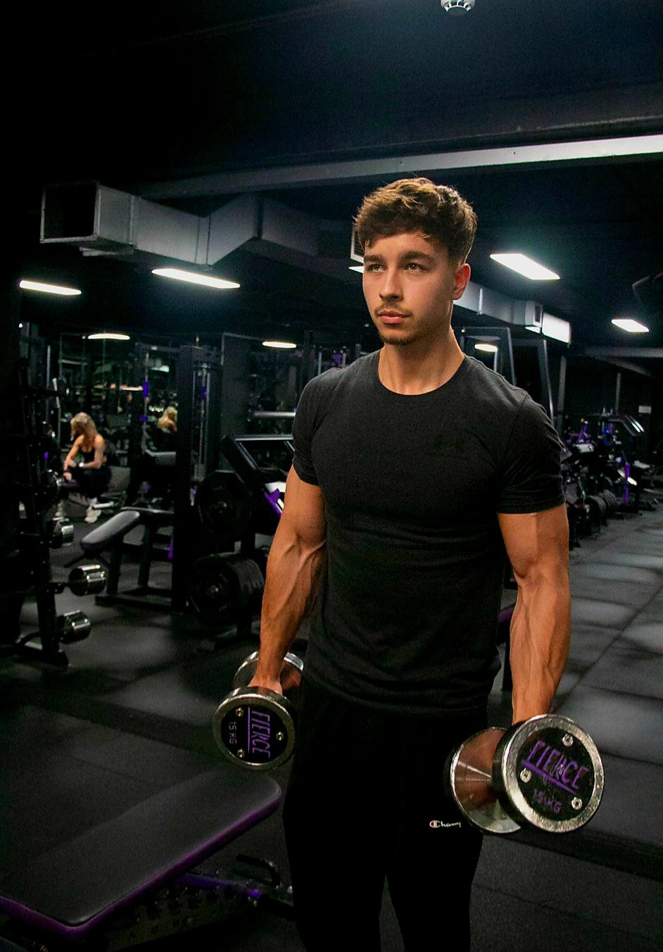 Adrian Jaśkiewicz personal trainer in the gym